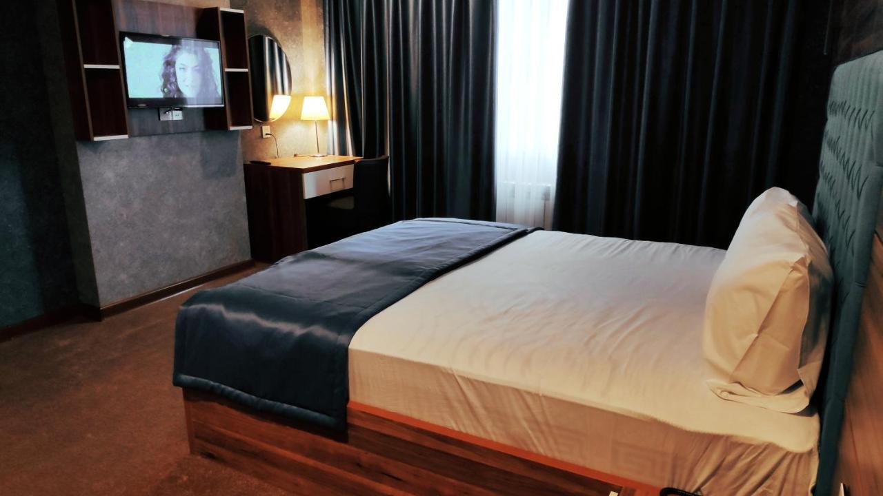 Royal Sapphire Hotel Baku Exteriör bild