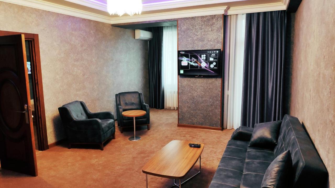 Royal Sapphire Hotel Baku Exteriör bild