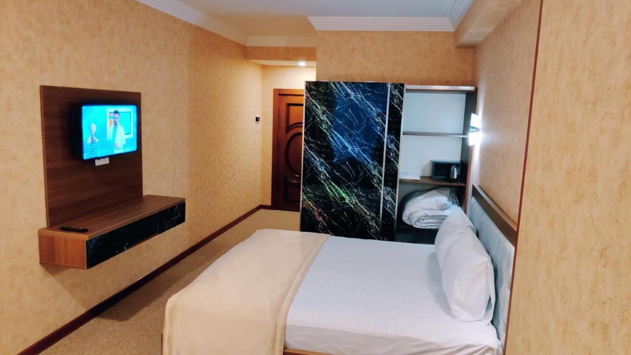Royal Sapphire Hotel Baku Exteriör bild