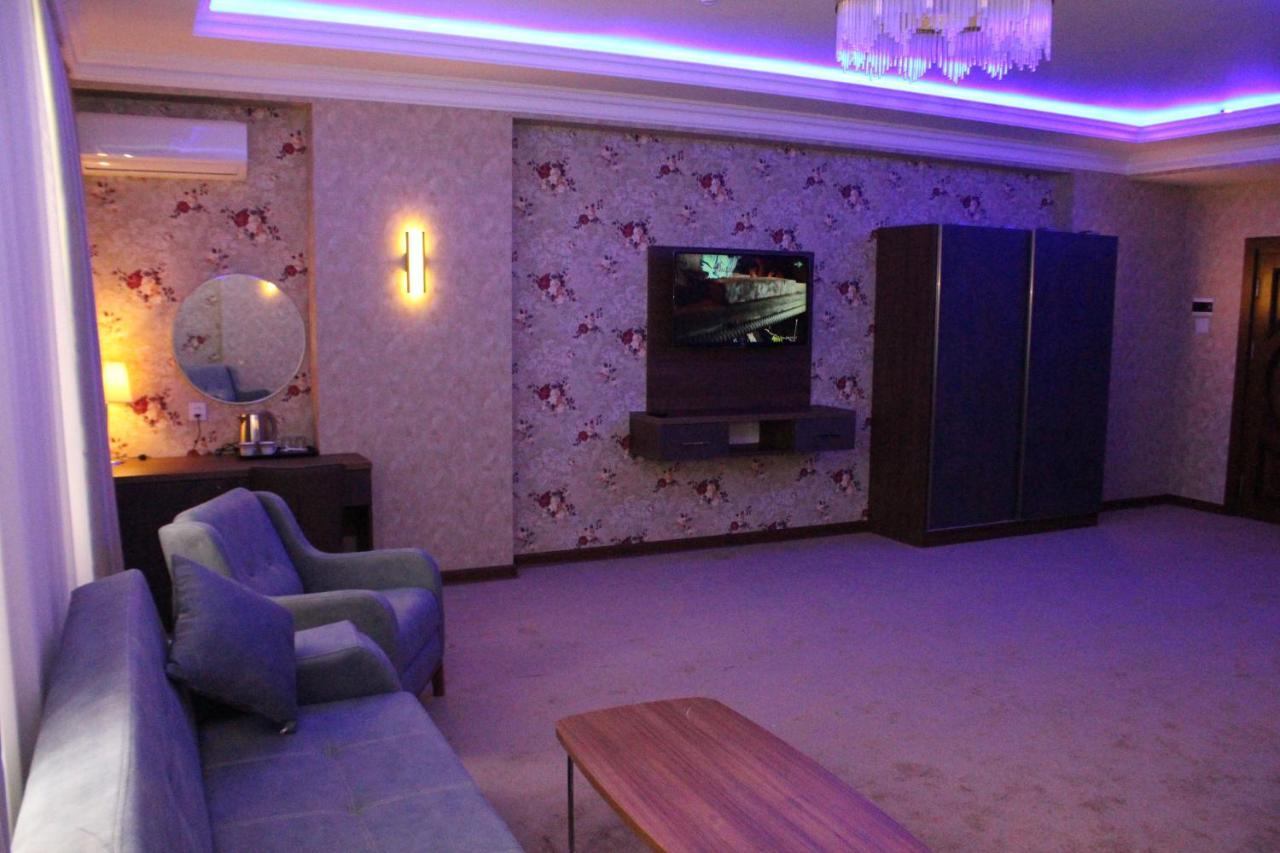 Royal Sapphire Hotel Baku Exteriör bild