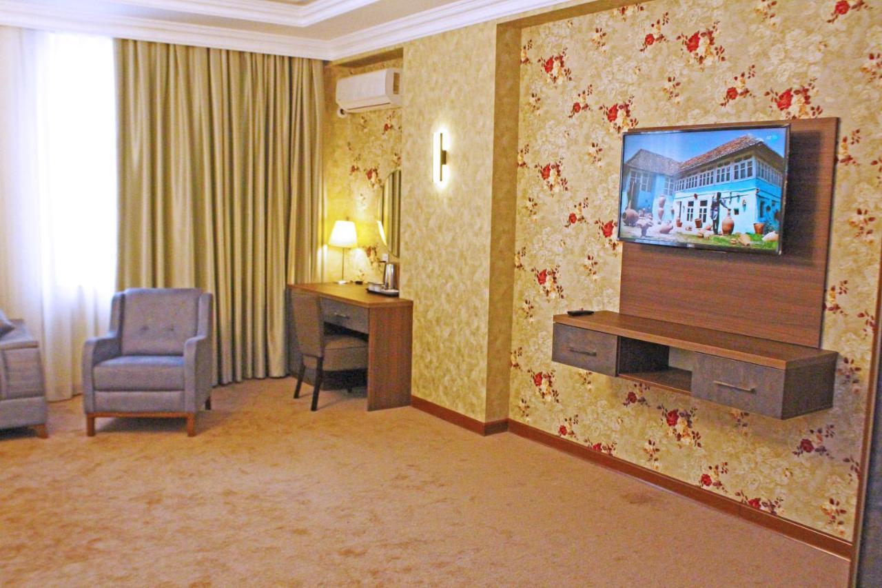 Royal Sapphire Hotel Baku Exteriör bild