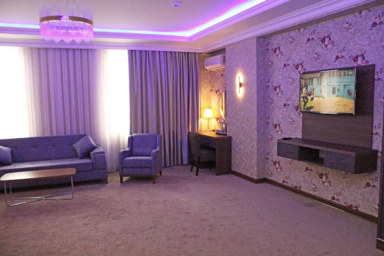 Royal Sapphire Hotel Baku Exteriör bild