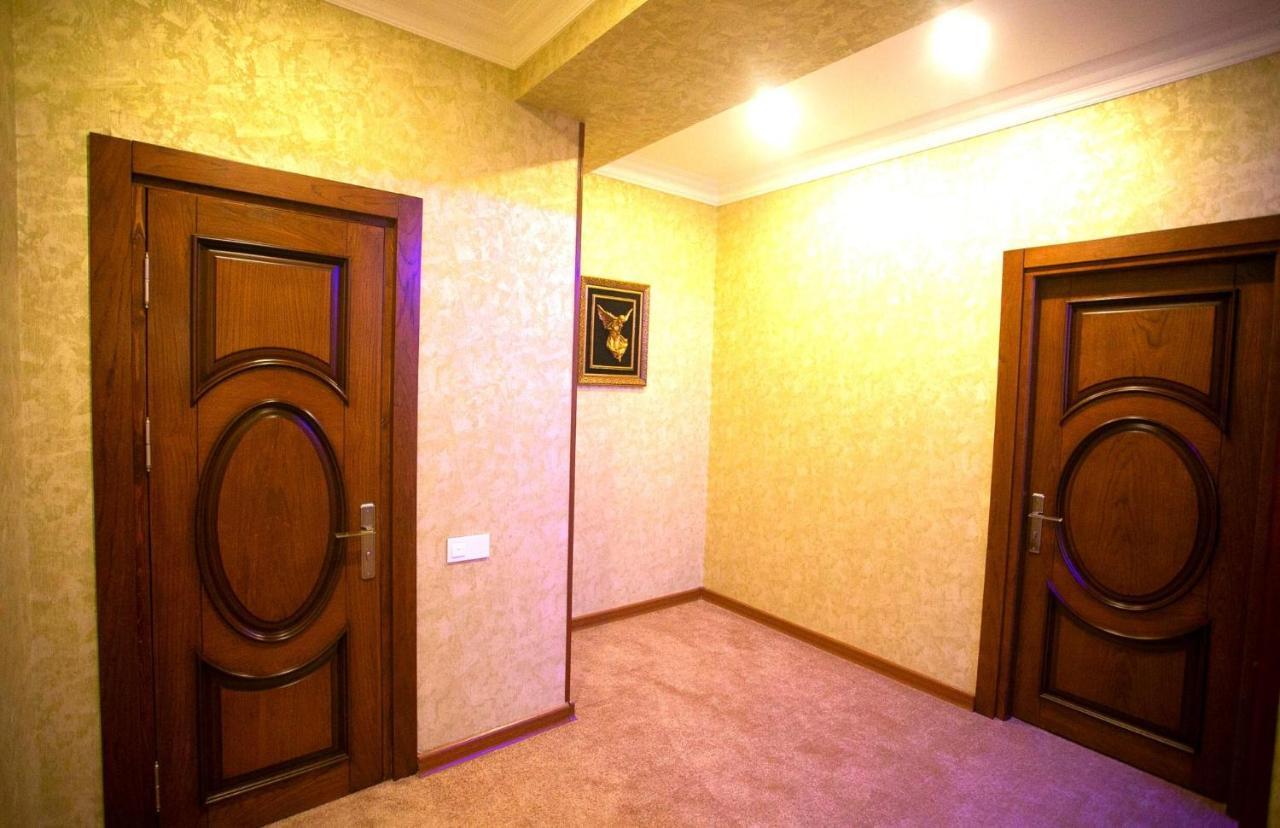 Royal Sapphire Hotel Baku Exteriör bild