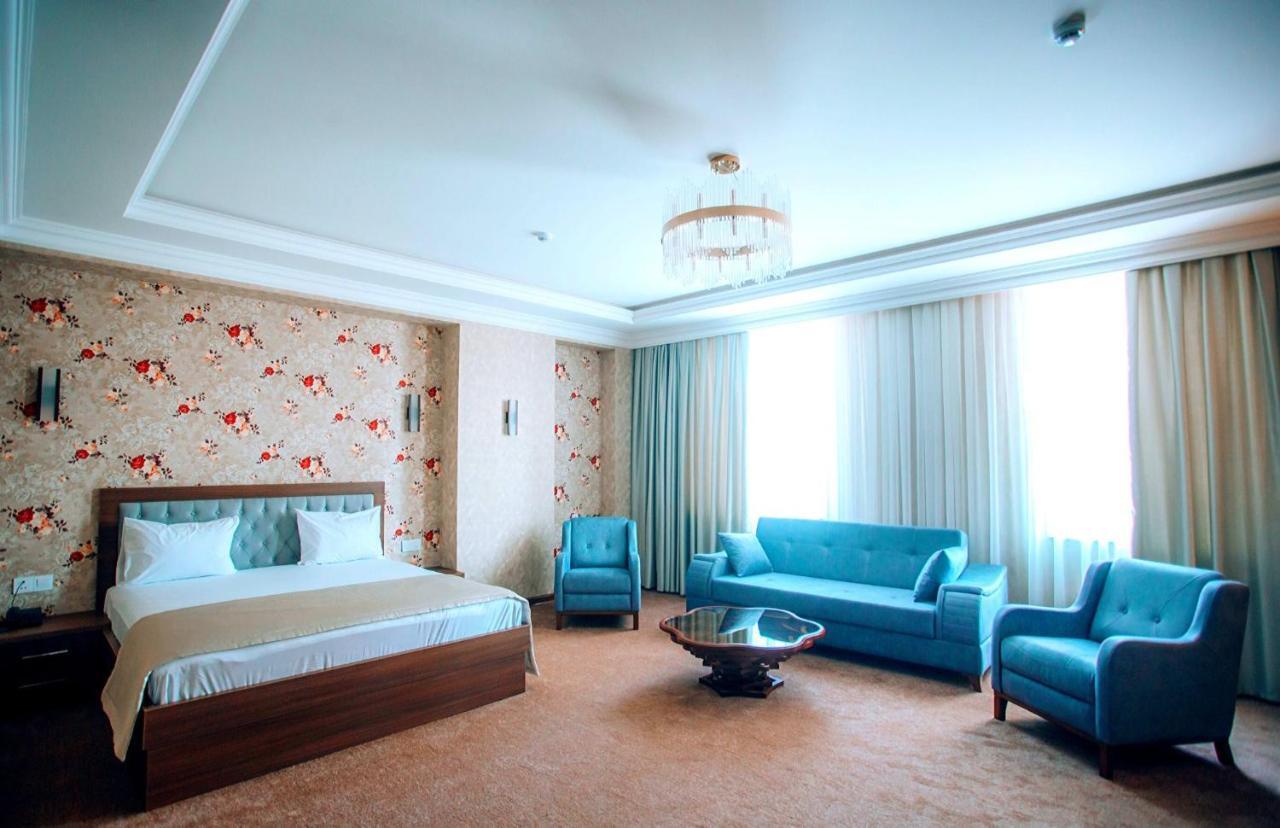 Royal Sapphire Hotel Baku Exteriör bild